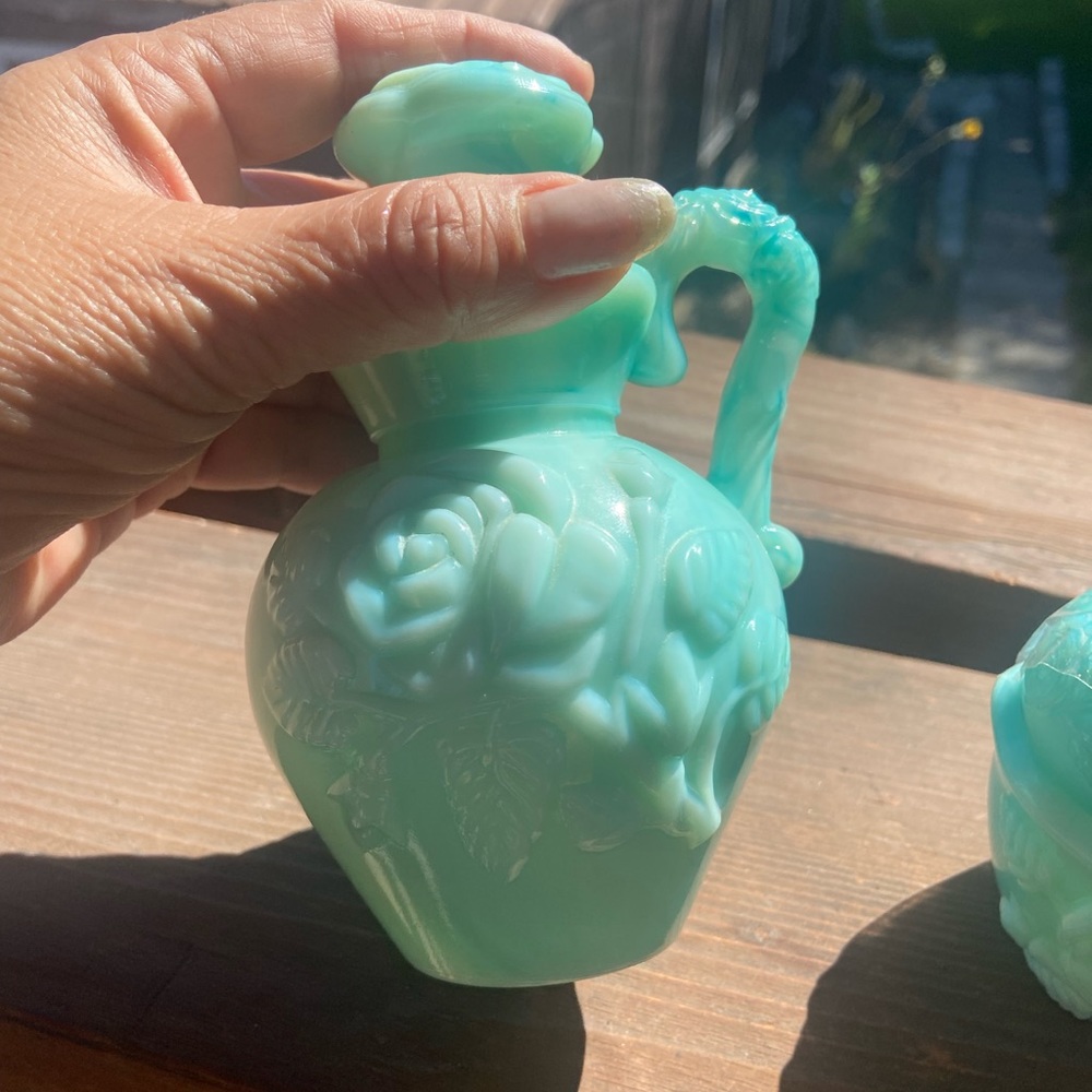 Vintage 1Avon Green/Teal Jade Decanter pitcher with bowl and powder satchel - Picture 9 of 11